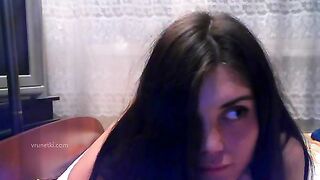 Горячая брюнеточка FoxxiLove