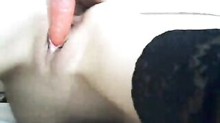 Prokaznica с розовой игрушкой