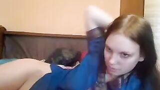 MilenaA развлекается с парнем