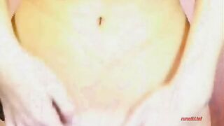 Блондинка в чулочках