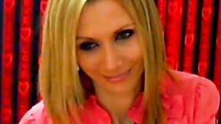 sekazZZznaia приватик в чулках