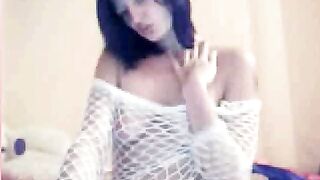 lasto4ka741 показывает свою дырочку