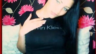 missmur показывает грудь