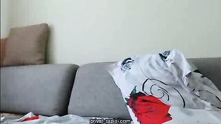 youtubed молодая шлюшка