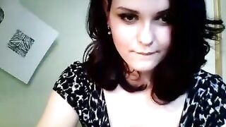 Anahita показывает попу и сиси