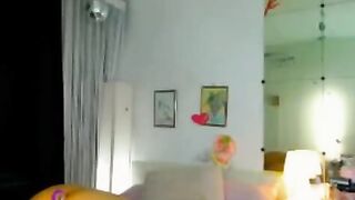 crazydaisy визжит как свинка