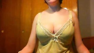 Большие сиськи брюнетки