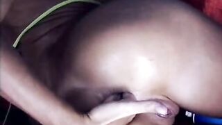 annilove разрабатывает попку