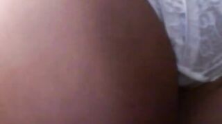 Белые трусики