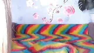 MaximaDiva писает в стакан