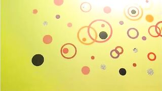 блондинка с аккуратной щелью