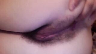 kissmpussy с пушистой киской