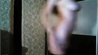 -Alicia- танцует стриптиз