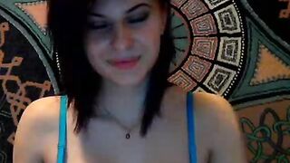 PanaceaSex показывает свои шикарные сиськи