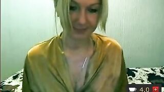 jasmin666 мастурбирует