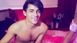 Блонда с педиковатым типочком