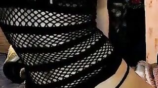 kapriska зажигает