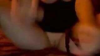 Tamila90 с игрушкой