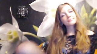 milena577 оголила грудь