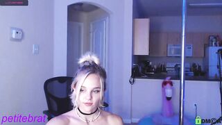 Petitebrat мускулистая сучка