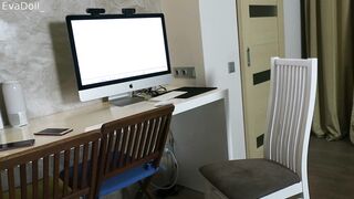 Happy Yulia - When parents not at home