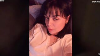 девушка сосёт и дрочит