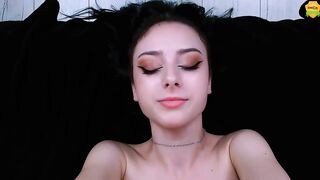 Ronandalice кончил на красотку