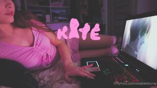 katekuray (onlykatekuray) отсасывает