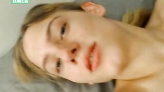 LambaKaif скачет на члене