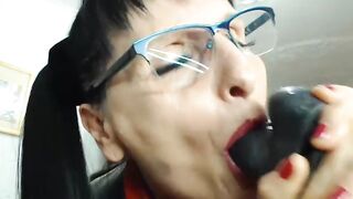 Блядь-TV представляет: тётя Вика жесткий отсос