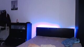 Sex_Revolution кончил на грудь