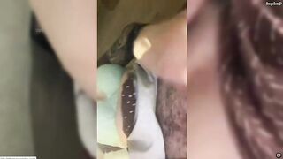 Miss-Fetish дрочит Lovensом и пальчиками свою волосатую писю