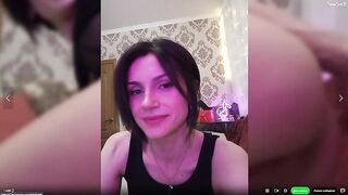 Anisahvip дрочит игрушкой свою узенькую писю и пытается кончить. Часть II