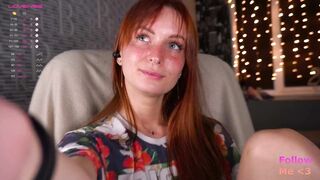 Рыженькая LubaLove aka LubaSemen сосёт