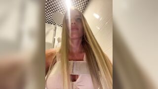 Blondinochkaa (Сквирт)