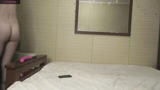 Candyrocket кончил на лицо