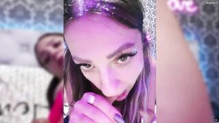 vipbrunetka дрочит игрушкой свою писю с Lovensом внутри нее