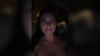 KROSHKA_N (пися в такси)