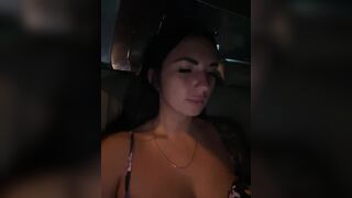 KROSHKA_N (пися в такси)