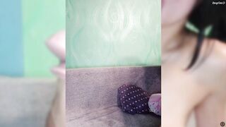 xsbaaby поскакала писей на игрушке