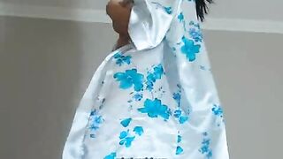 sekazZZznaia прикольный танец