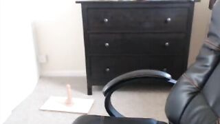 море волнуется два