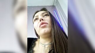 Онлайн-эровидеочат с Adel-chocolatee на BongaCams 2024-03-17 10_35
