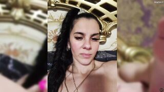 1glorya1 дрочит Lovensом свою выбритую писю. Часть I