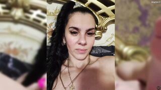 1glorya1 дрочит Lovensом свою выбритую писю. Часть I