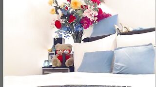 Katusha играет со своей шлюшкой