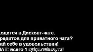 goldenfairy позирует