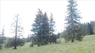 OutdoorBoundingWithNature