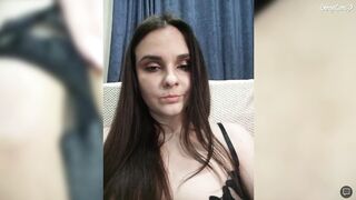 kristicat показала свою писю вблизи