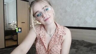 МОДЕЛЬ В ЧАТЕ